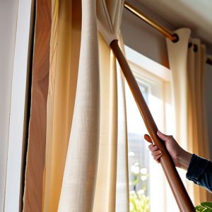 Read more about the article Easy No-sew Methods for Making Custom Curtains