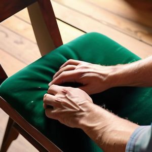 Read more about the article Transform Your Seating: a Guide to Chair Reupholstery